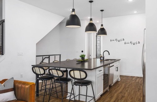 Cleveland Park House | Modern Home with Large Patio, Rooftop Deck & Garage