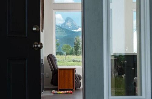 Clawson House | Modern Home with Panoramic Teton Views