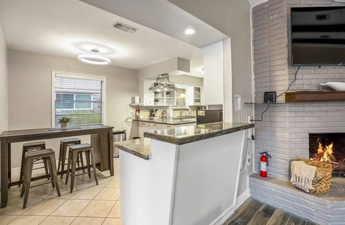 Greater Fondren Southwest House | Modern Home with Private Pool, Minutes to NRG & Med Center