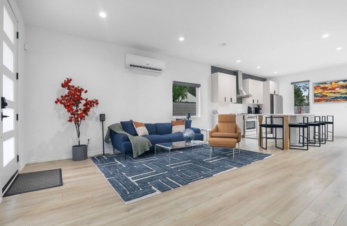 Pittsburgh House | Modern Home with Rooftop Deck