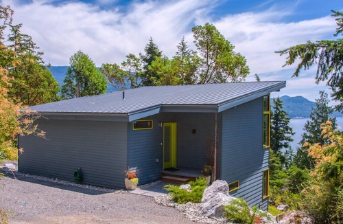 Eastsound House | Modern Home with Stunning Water View