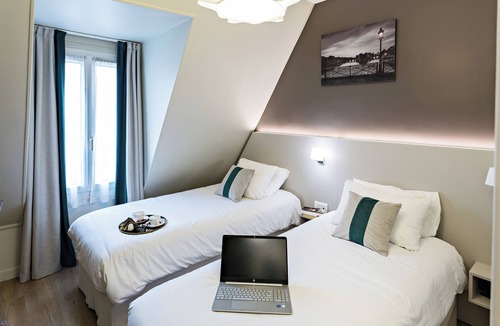 11th Arrondissement Hotel | Modern Hotel