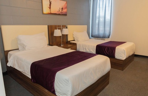 Winnipeg Hotel | Modern Hotel Rooms in Winnipeg, Steps from McPhillips Casino, Great Value