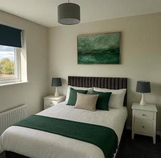 Hetton-le-Hole House | Modern Houghton-le-Spring stay near Durham