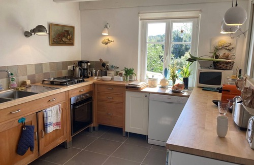 Locmaria House | Modern house 1 km from beach, no pets allowed