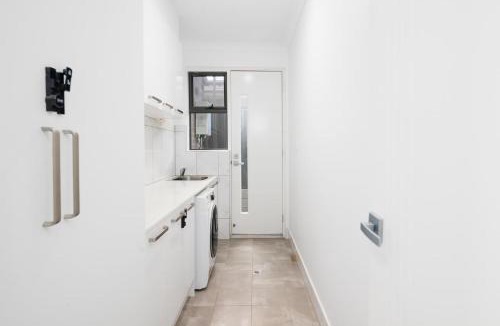 Rostrevor House | Modern house 2 story 4brs 3bath