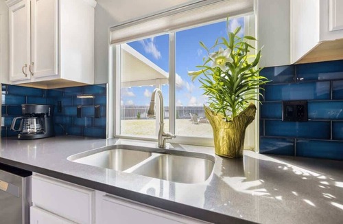 Southwest Ada County Alliance House | Modern House for 18 with Firepit in Boise