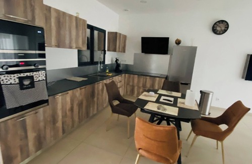 Vinca House | Modern house