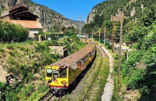 Vinca House | Modern house