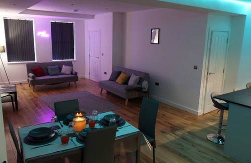 Birmingham City Centre House | Modern House in Central Birmingham