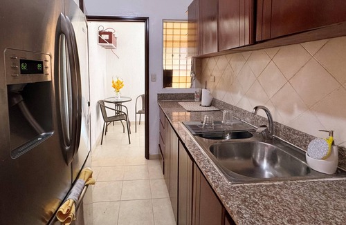 Ciudad Modelo Mirador Norte House | Modern house with picuzzi