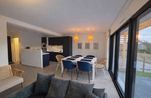 Lion-sur-Mer House | Modern house with garden - Near the beach