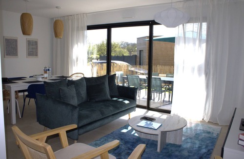 Lion-sur-Mer House | Modern house with garden - Near the beach