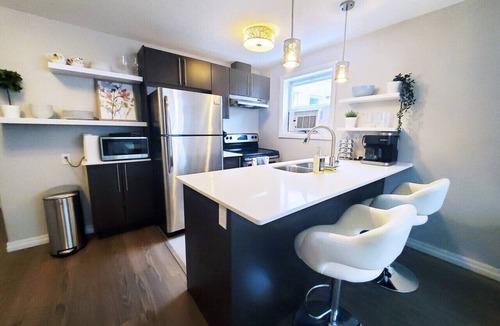 South London Apartment | Modern Hub | Central Location, Budget & Pet OK
