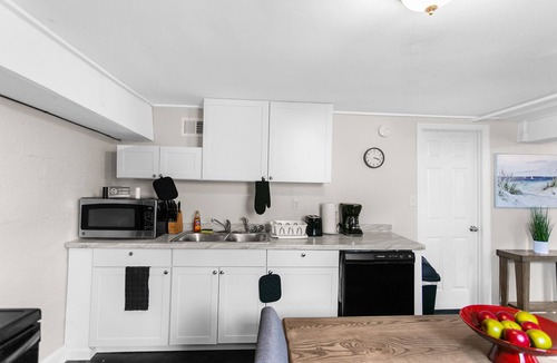 Birmingham Hotel | Modern in Magic City 2 Units