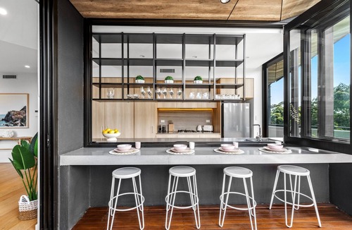 Waterloo Apartment | Modern Inner City Park-Side Pad