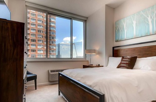 Hudson Exchange Apartment | Modern Jersey City 1BR | Work Desk + Wi-Fi | by GLS