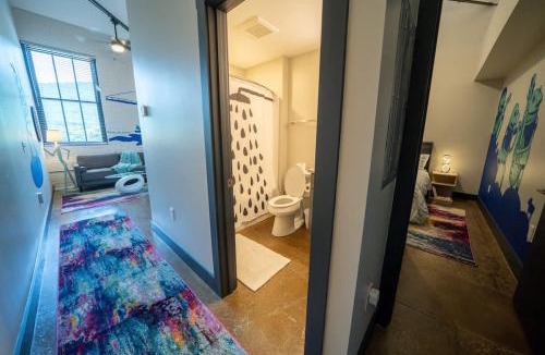 Buchanan Apartment | Modern King bed Apartment next to Brewery