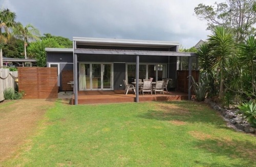 One Tree Point House | Modern Kiwi Bach, OTP Bach