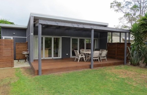 One Tree Point House | Modern Kiwi Bach, OTP Bach