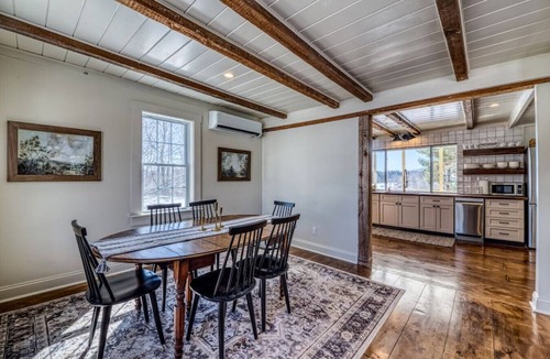 Liberty House | Modern lake front home