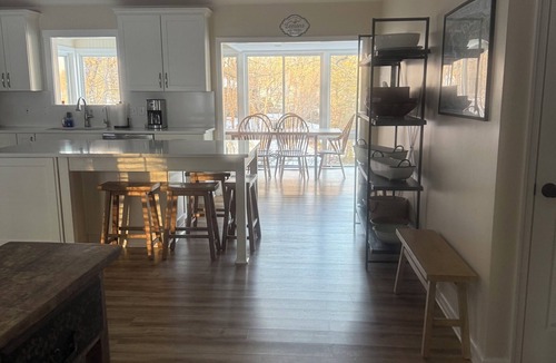 Smith Mountain Lake House | Modern Lake home with fully stocked kitchen essentials