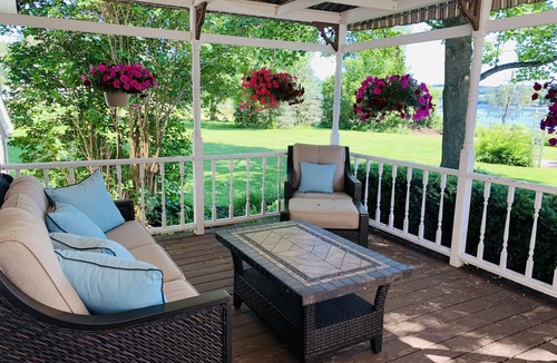 Marietta House | Modern lake house w/private lakefront, fire pit, kayaks, amenities, massive deck