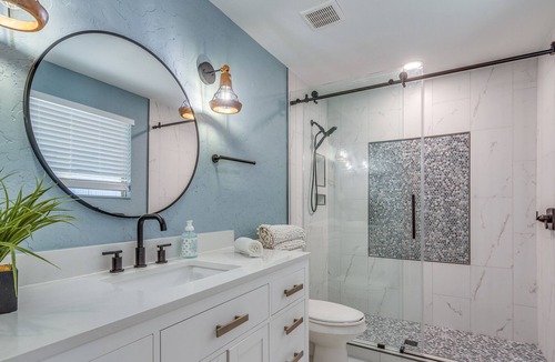 Lavon House | Modern Lake House with HOT TUB & Gameroom