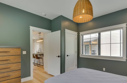 Henderson House | Modern Lake Ontario Escape w/ Beach Access!