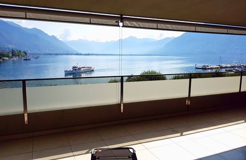 Locarno Apartment | Modern Lake View 605