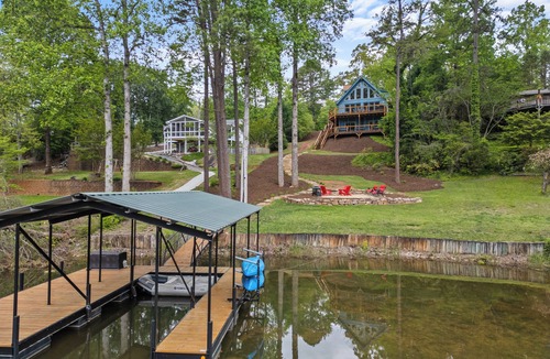 Seneca Cabin | Modern Lakefront Cabin on Lake Keowee