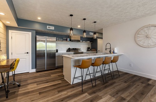 Wolf Creek House | Modern Lakefront Suite with Dock