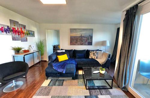 Romanshorn Apartment | Modern Lakeview Apartment