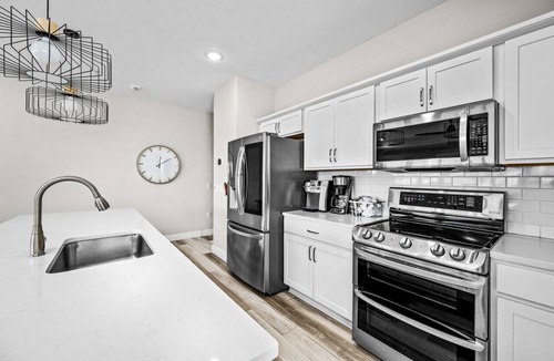 Table Rock House | Modern Lakeview with All Ensuites, Entertainment Room, & Outdoor Fire Features