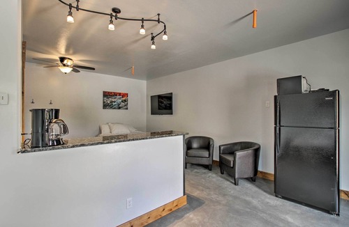 Lava Hot Springs Apartment | Modern Lava Hot Springs Studio, Walk to Pools