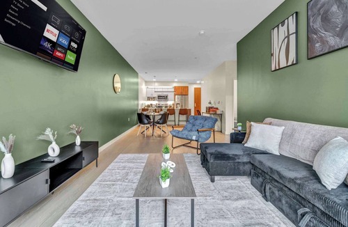 Little Italy Apartment | Modern Little Italy Retreat w/Balcony & Parking