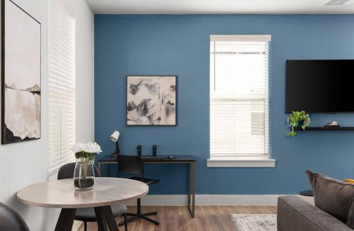 Pflugerville Apartment | Modern Living 1B 1B Steps from Shops, Dining Fun