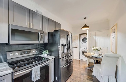 Old East Dallas Condo | Modern Living in Historic Neighborhood