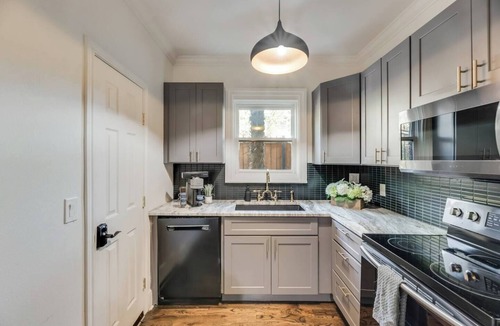 Old East Dallas Condo | Modern Living in Historic Neighborhood