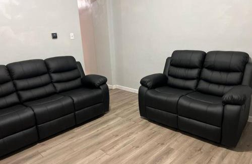 Johnstown House | Modern Living