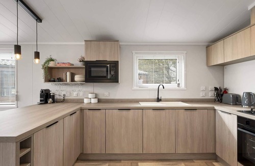 Mullacott Ski Chalet | Modern Lodge nr Ilfracombe & Beaches