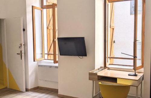 Foix Apartment | Modern loft down town