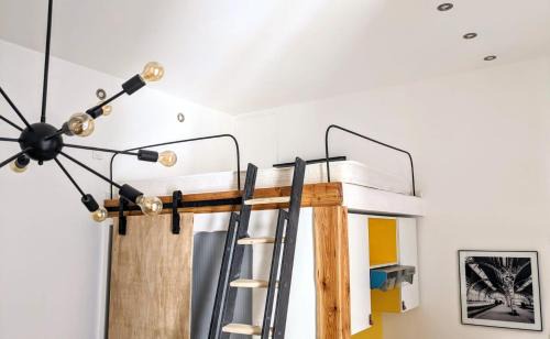 Foix Apartment | Modern loft down town