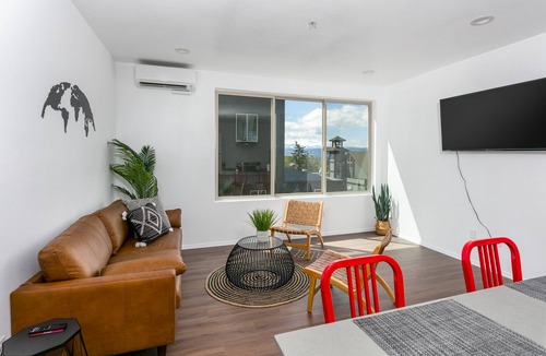 White Salmon House | Modern loft downtown White Salmon #03