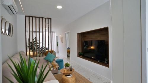 Safranar Apartment | Modern Loft in Patraix, Valencia - Near City Center