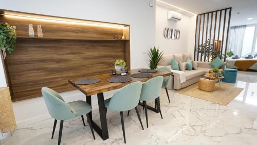 Safranar Apartment | Modern Loft in Patraix, Valencia - Near City Center