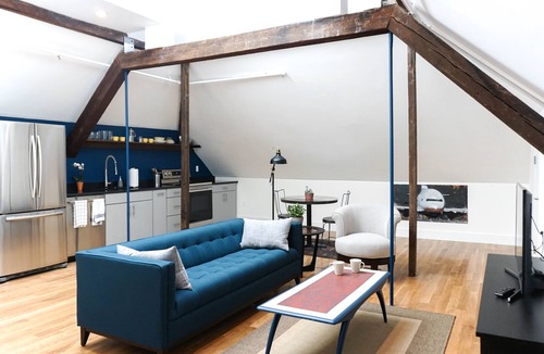 Federal Hill Apartment | Modern Loft Syle apartment