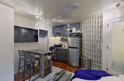 Lower Pacific Heights Apartment | Modern Lower Pacific Heights 1BR Retreat Near Fillmore Street, Japantown & Alta Plaza Park