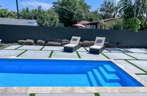 Edgewood House | Modern Lux Home 3BR 2BA with Heated Pool