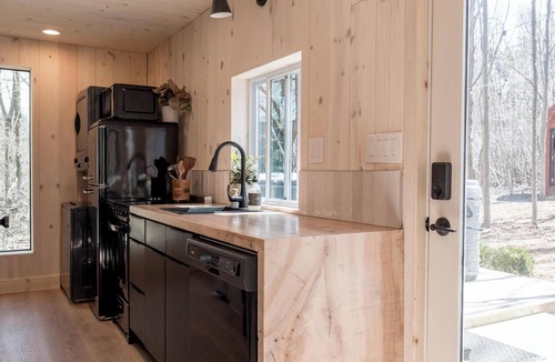 Portland Cabin | Modern Lux Tiny Cabins in Wooded Getaway w/Hot Tub